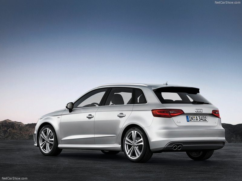 Audi-A3_Sportback_S-Line_2014_800x600_wallpaper_20.jpg